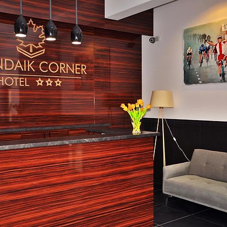 Hotel Klondaik Corner Warka Luaran gambar