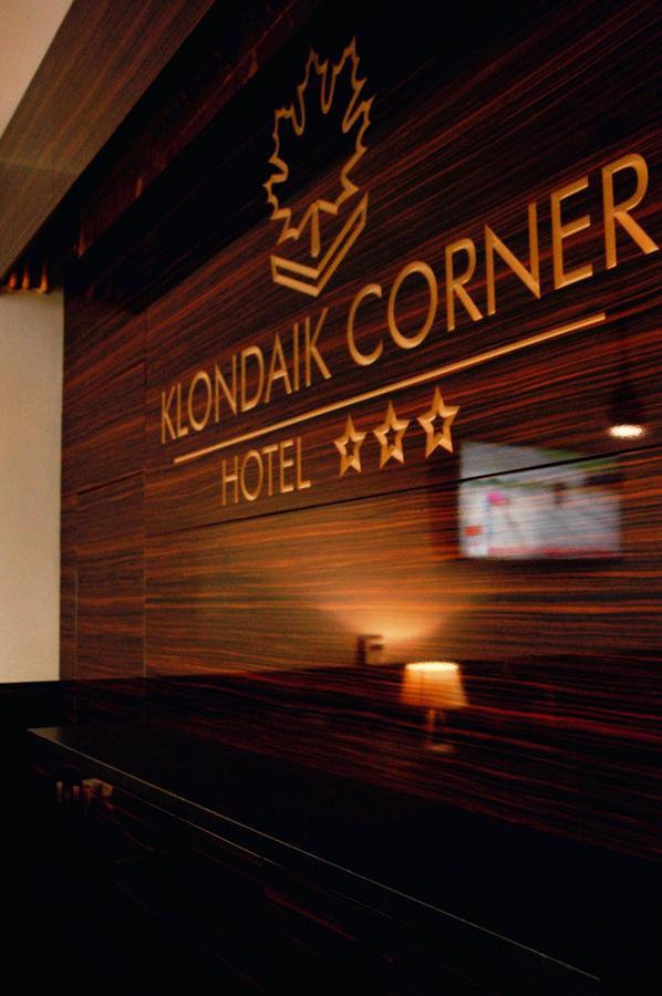 Hotel Klondaik Corner Warka Luaran gambar